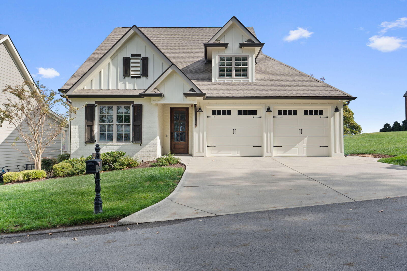 Property Photo:  574 Whitehall Road  TN 37405 