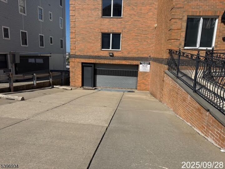 Property Photo:  4401 Smith Ave 2A  NJ 07047 