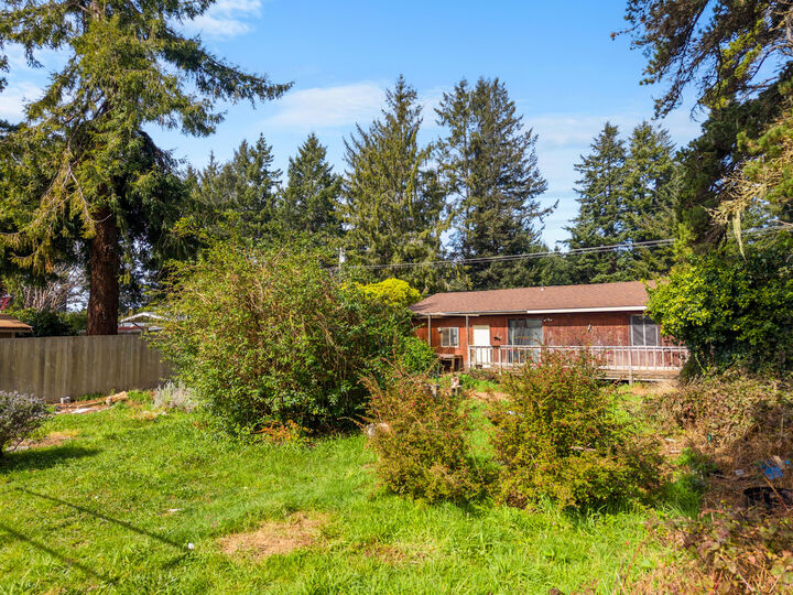 Property Photo: 1896 Blake Road CA 95519
