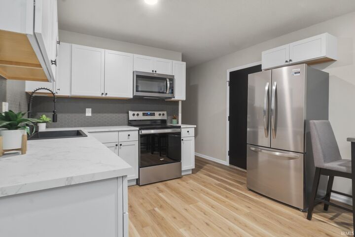 Property Photo: 4915 Charlotte Avenue IN 46815-6835