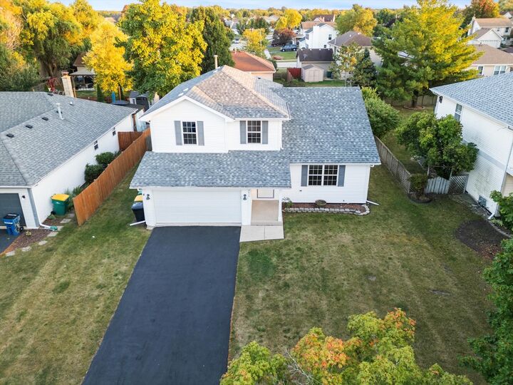 Property Photo: 4616 Peacock Lane IL 60586