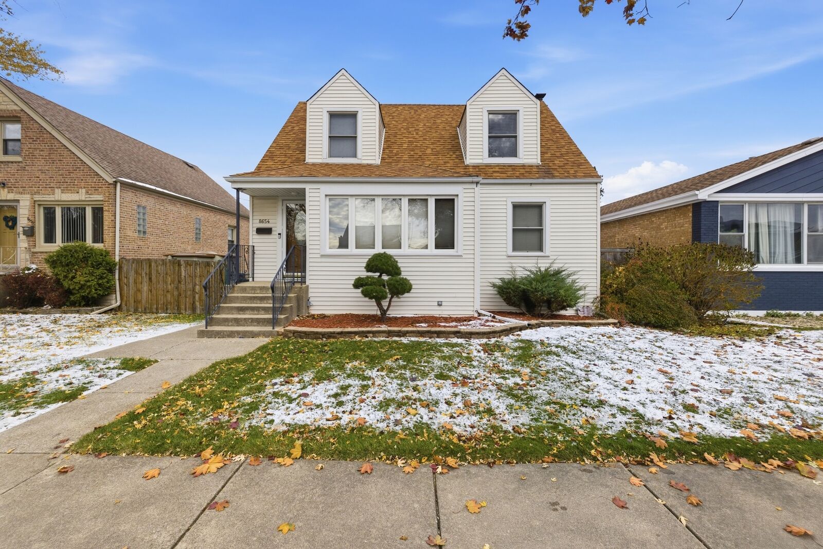 Property Photo:  8654 Lyndale Street  IL 60171 