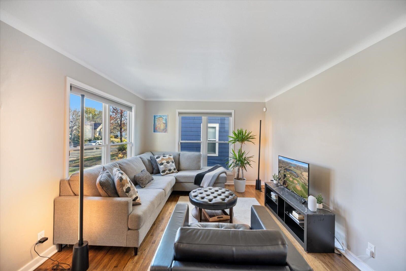 Property Photo: 5732 Longfellow Avenue MN 55417