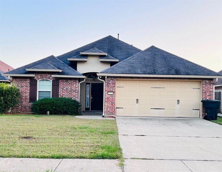 1709 Avondale Court  Bossier City LA 71112 photo