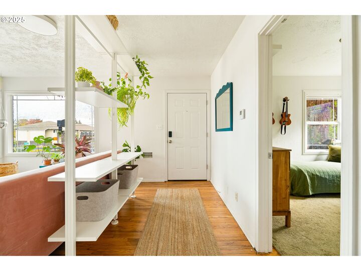 Property Photo:  4225 NE 82nd Ave  OR 97220 