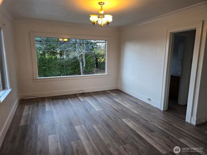 Property Photo: 500 Gladstone Street WA 98225