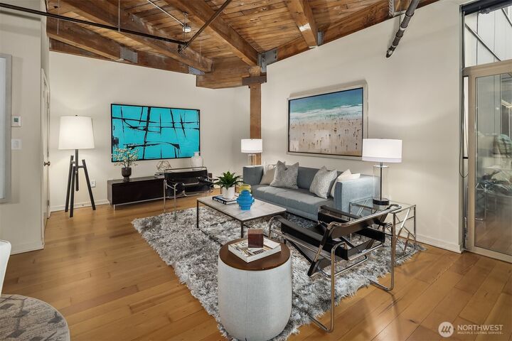 Property Photo:  1408  12th Avenue 205  WA 98122 