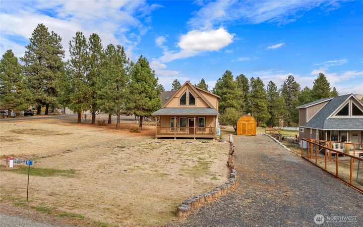 Property Photo:  1311  Sunlight Drive  WA 98922 