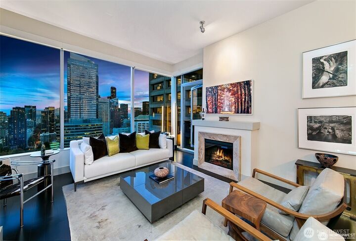 Property Photo: 737 Olive Way 3606 WA 98101