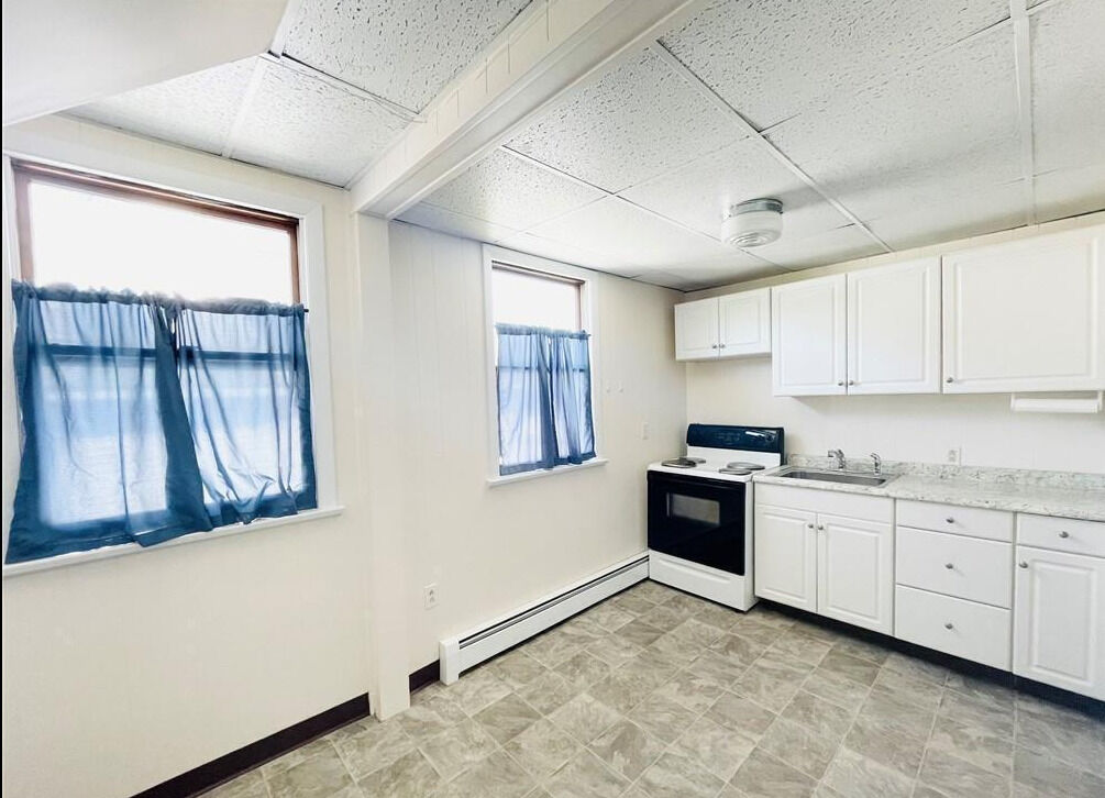 Property Photo:  425 Montauk Avenue 3  CT 06320 