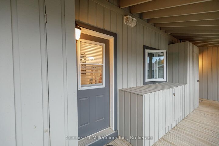 Photo de la propriété: 293 Mariners Way 12 ON L9Y 5C7