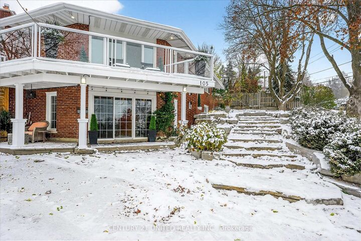 Photo de la propriété:  105 Ridgewood Road  ON K9J 1P2 