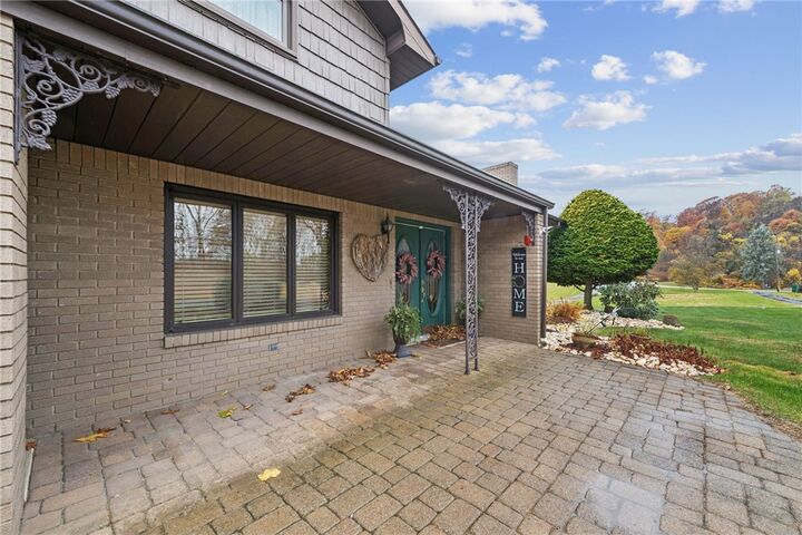 Property Photo: 2052 Ridge Rd PA 15644