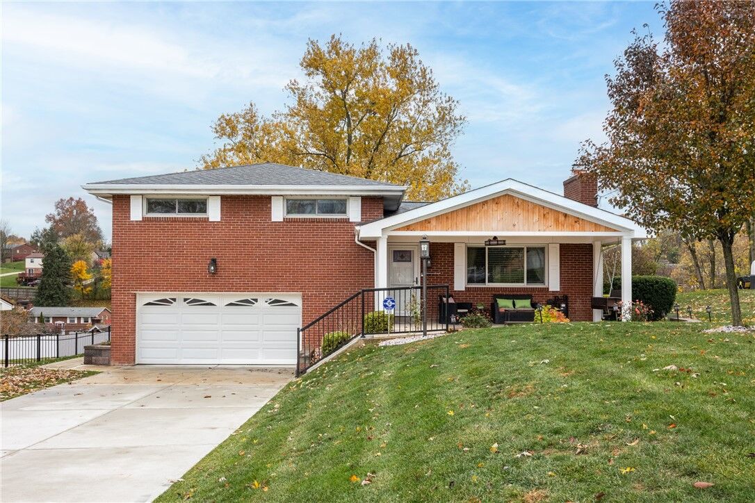 Property Photo: 430 Amherst Ave PA 15108