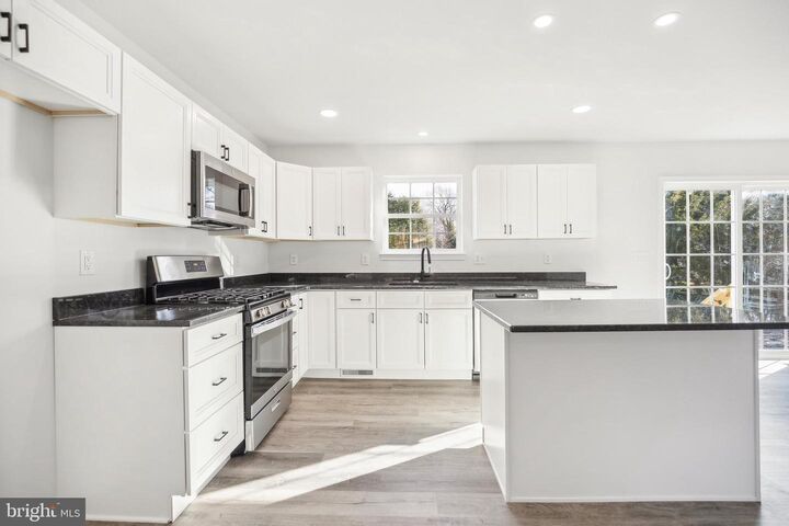 Property Photo: 1310 E Main Street NJ 08332