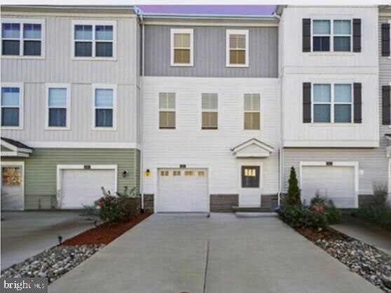 423 Honeyberry Lane  Fredericksburg VA 22405 photo