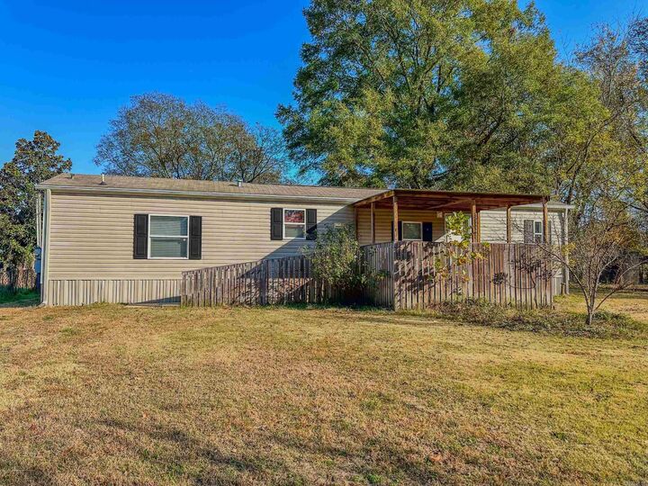 Property Photo:  420 Freda Rd  AR 72117 