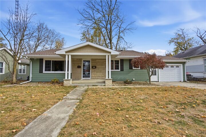 710 N Worth Street  Sullivan IL 61951 photo