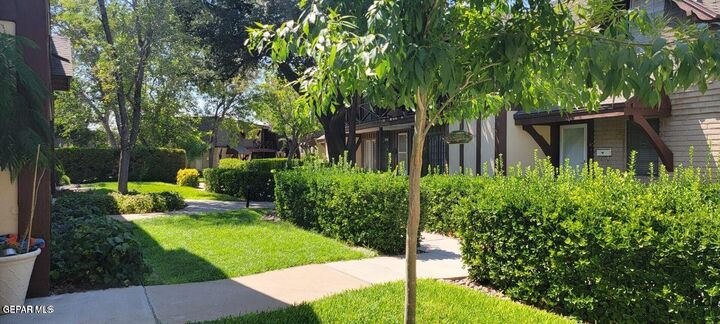 500 Thunderbird Drive 116  El Paso TX 79912 photo