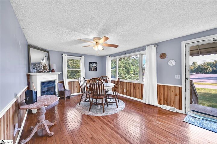 Property Photo: 226 S Fishtrap Road SC 29611