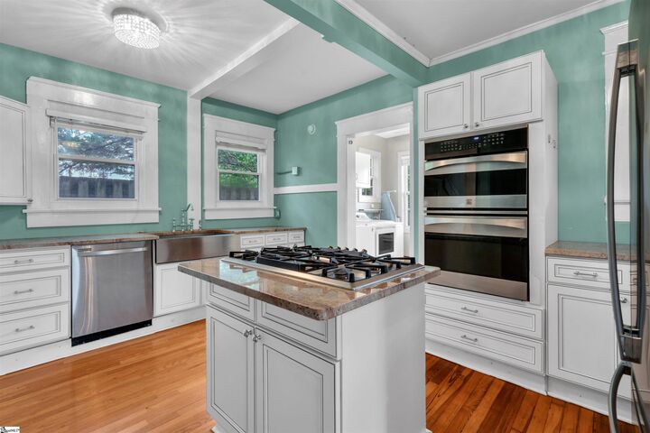 Property Photo:  526 Gadsden Court  SC 29302 