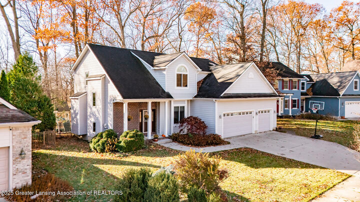 Property Photo:  6708 English Oak Drive  MI 48823 