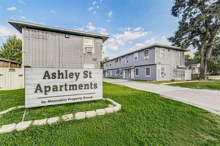 2917 Ashley Street 5  Houston TX 77017 photo