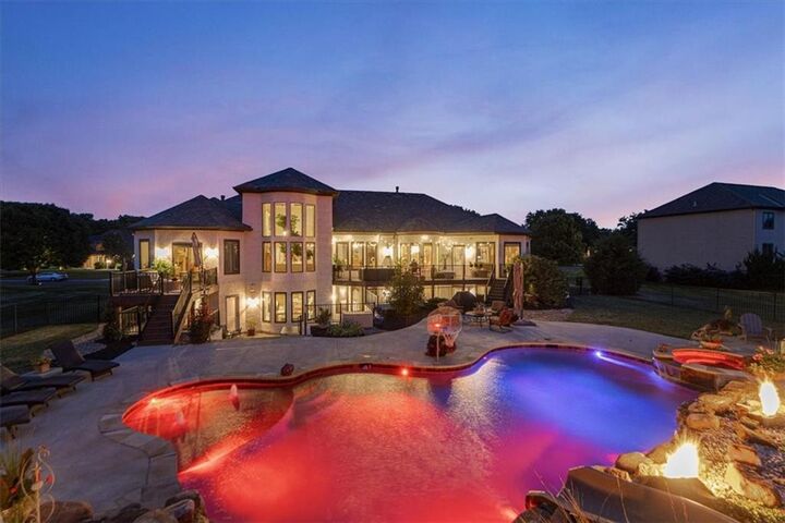 Property Photo:  15348 Carter Road  KS 66221 