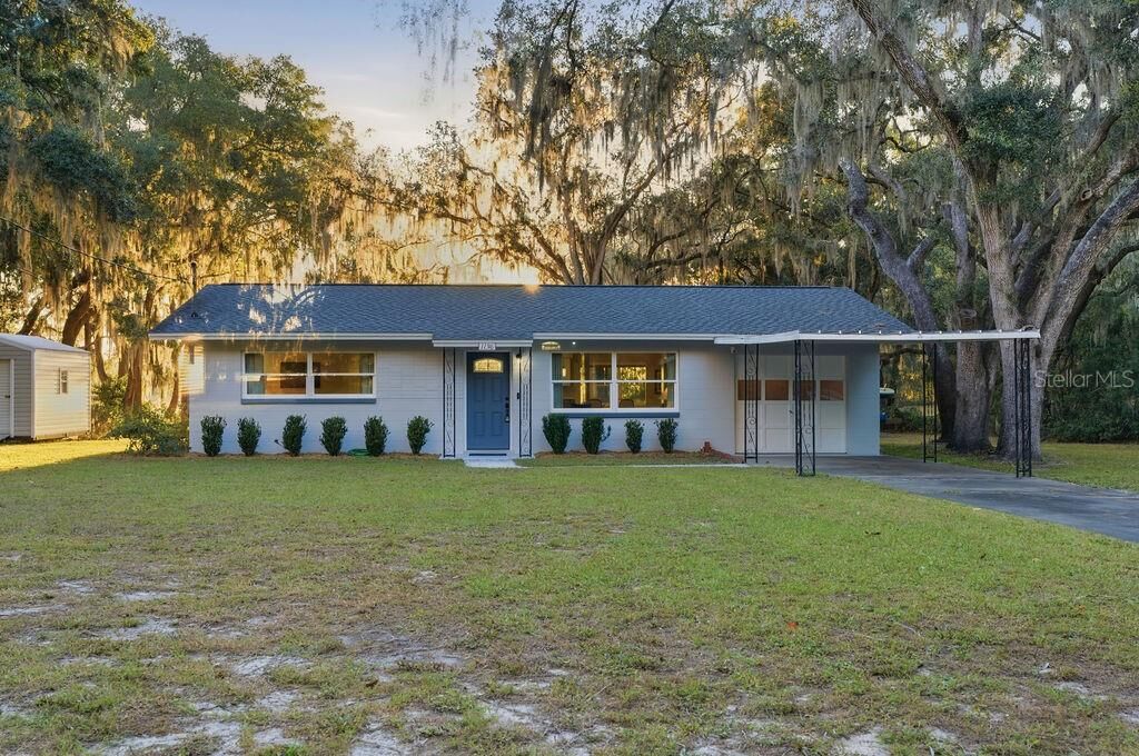 Property Photo: 1136 SW Shorewood Drive FL 34431