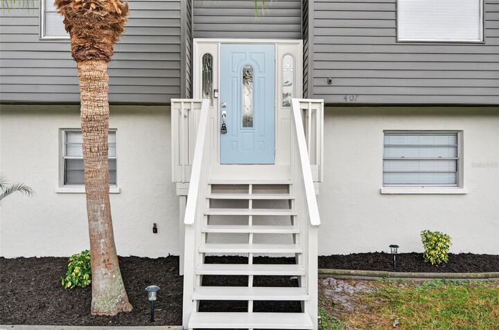 Property Photo:  407 51st Street Court W  FL 34221 