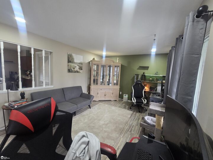 Property Photo:  3139 Red Barn Road  MI 48507 