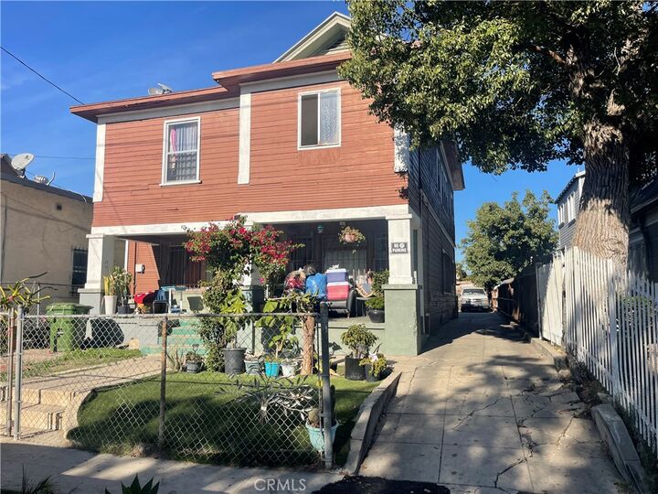 Property Photo:  317 E 36th Street  CA 90011 