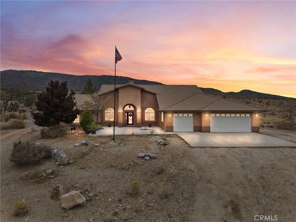 Property Photo:  10160 Pineview Road  CA 92372 