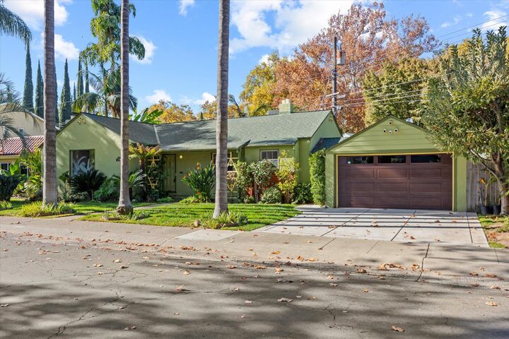 Property Photo:  2560 Marty Way  CA 95818 