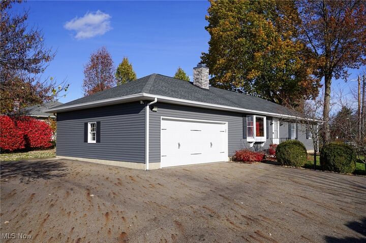 Property Photo: 5783 Louisville Street NE OH 44641