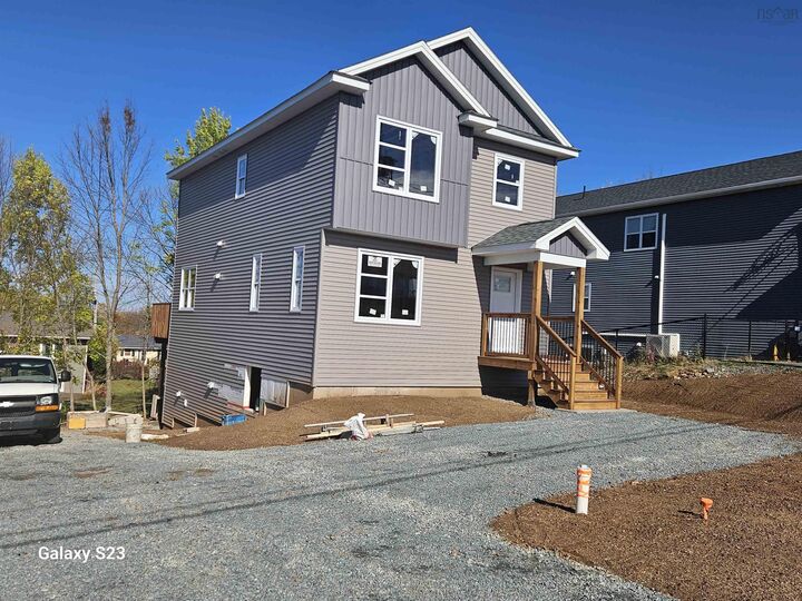 Property Photo:  91 Burgess Crescent  NS B0N 2T0 