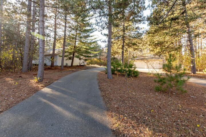 Property Photo: 14867 Lynwood Drive MN 56425