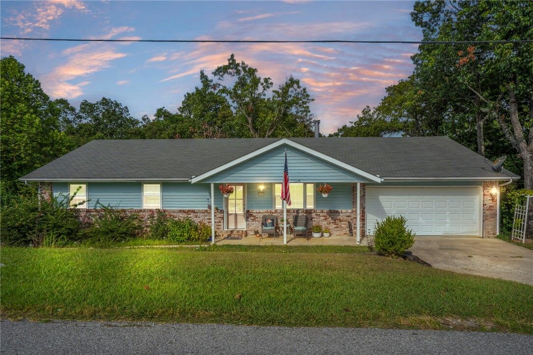 Property Photo: 9117 Grimes Drive AR 72756