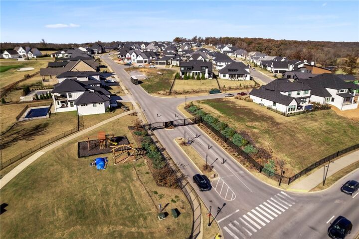 Property Photo: 8001 W Bancroft Street AR 72758