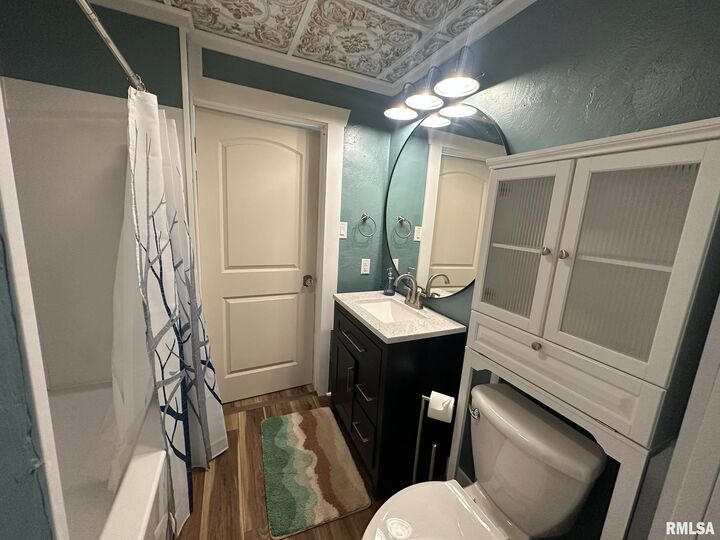 Property Photo:  1402- 1402 1/2 State Street  IL 61554 