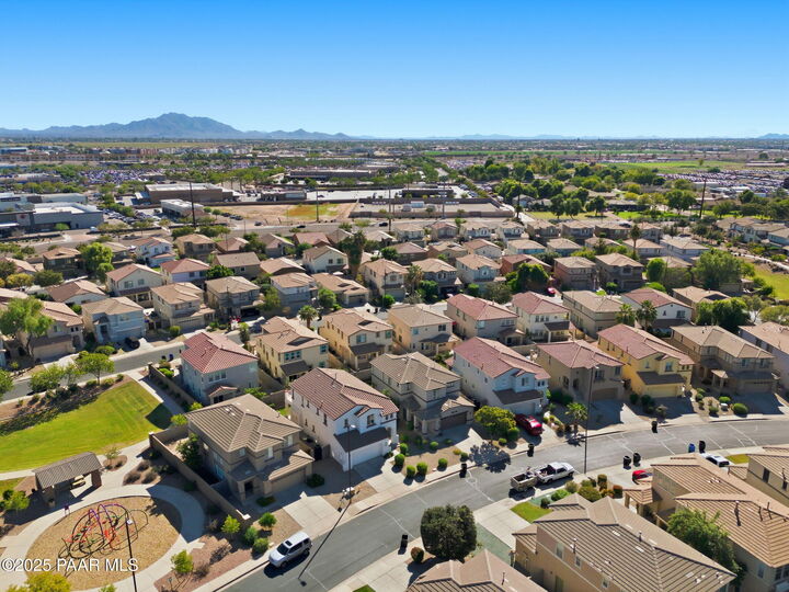 Property Photo: 1233 E Marcella Lane AZ 85295