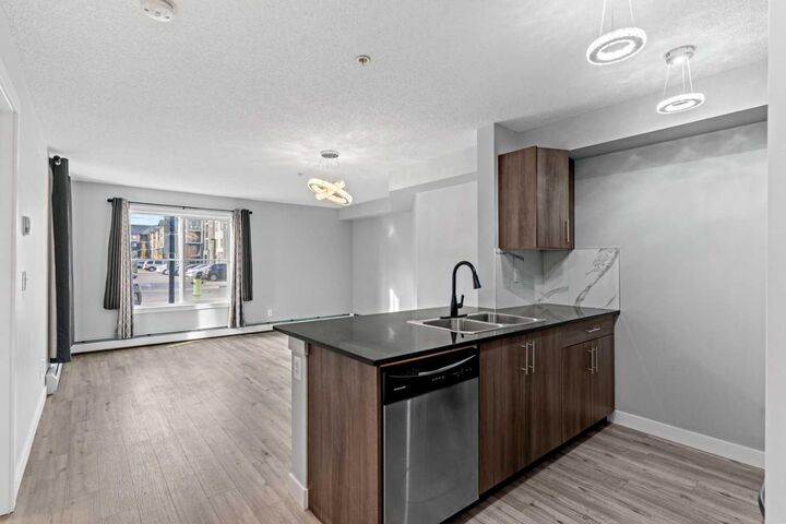Photo de la propriété: 81 Legacy Boulevard SE 1123 AB T2X 2B9