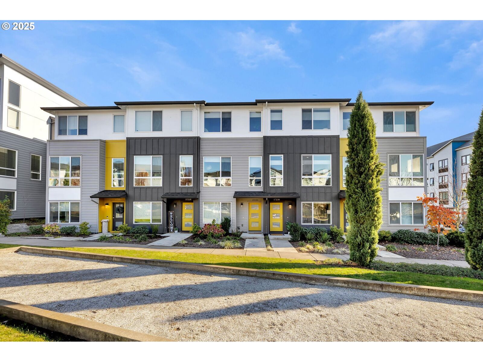 Property Photo: 17238 SW Goldcrest Ln OR 97007