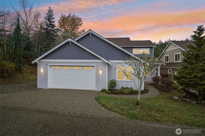 2617  Fir Crest Boulevard  Anacortes WA 98221 photo