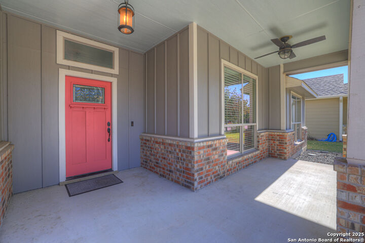 Property Photo:  546 Melissa  TX 78130 