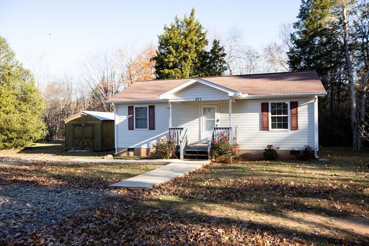 Property Photo:  571 Five Forks Road  VA 23958 