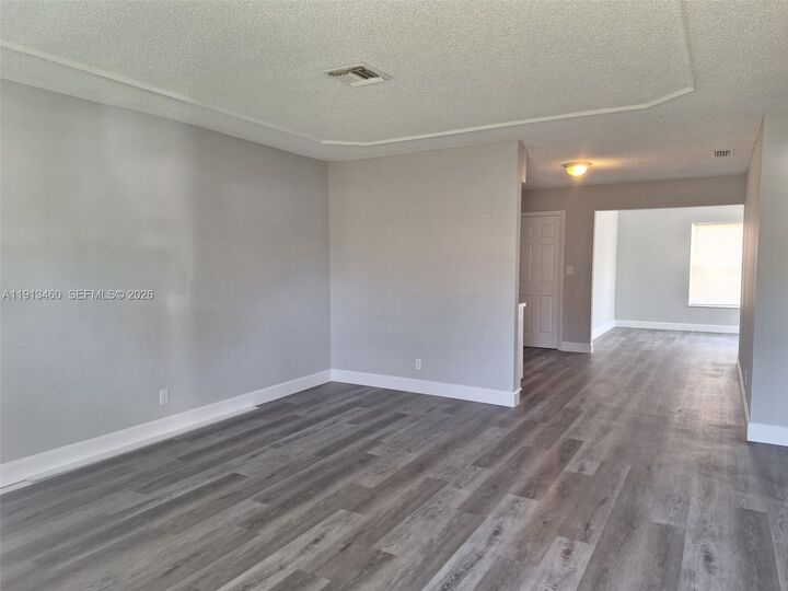 Property Photo:  324 NE 44th St 324  FL 33064 