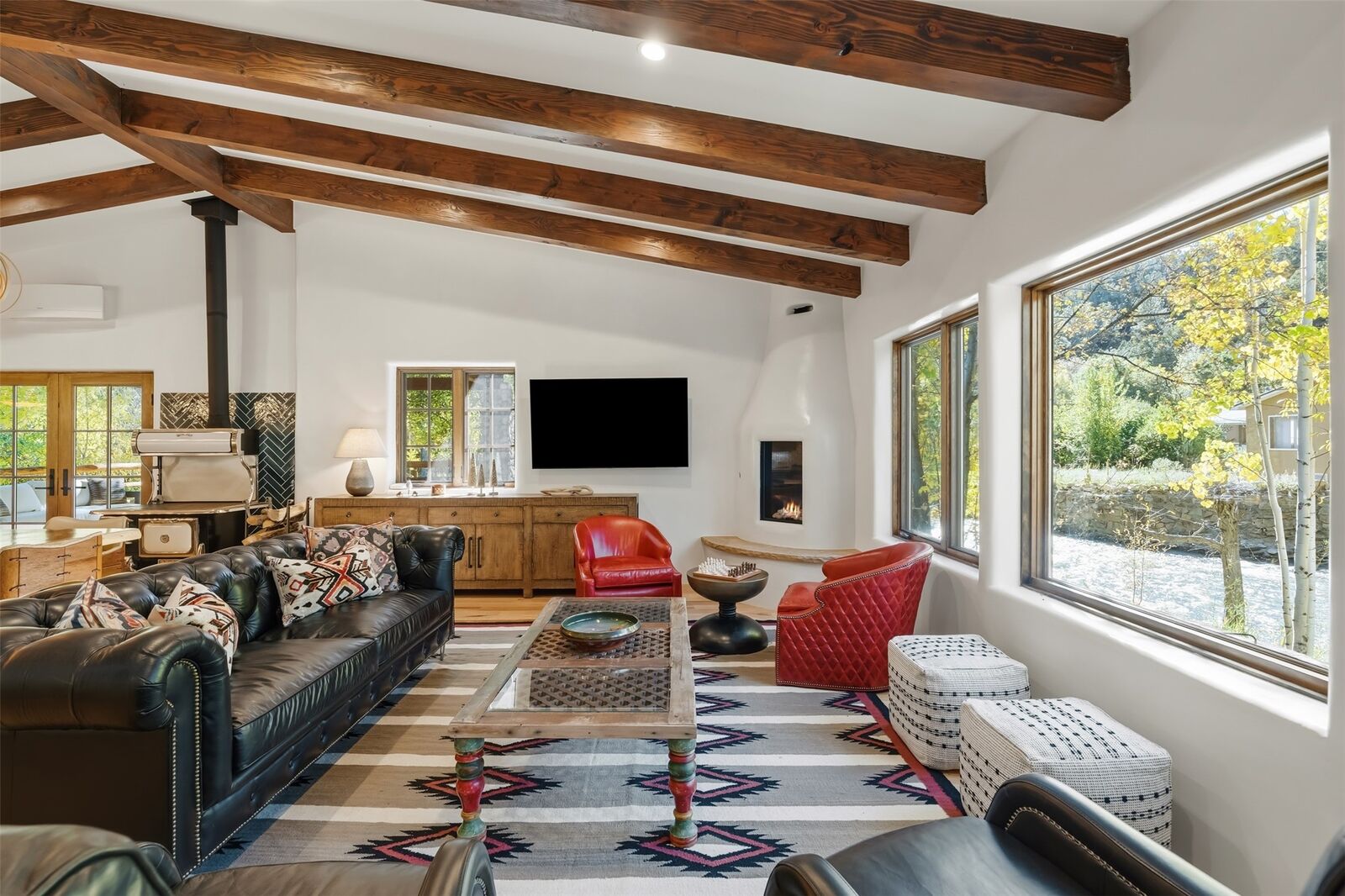 Property Photo:  14 Ledge Road  NM 87552 