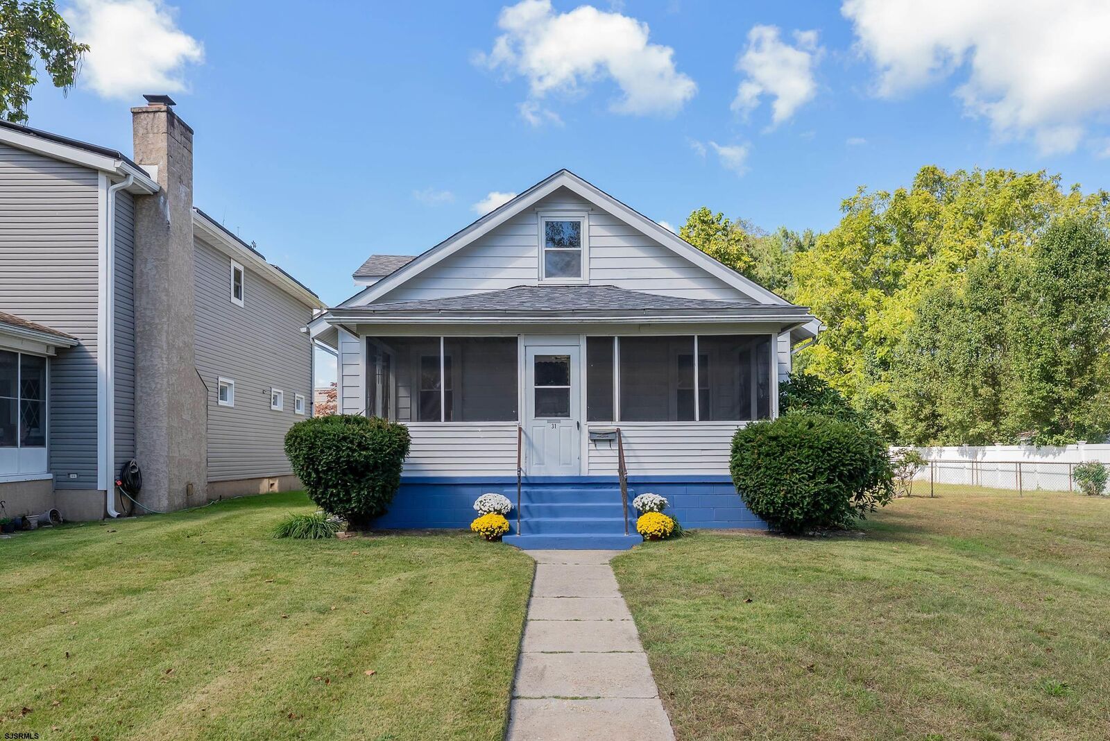 Property Photo:  31 London Ave Ave  NJ 08215 