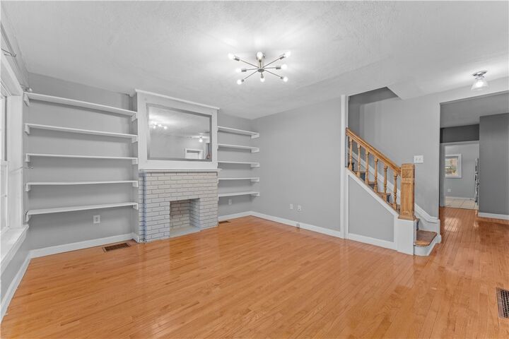 Property Photo:  742 Loretta Street  PA 15217 